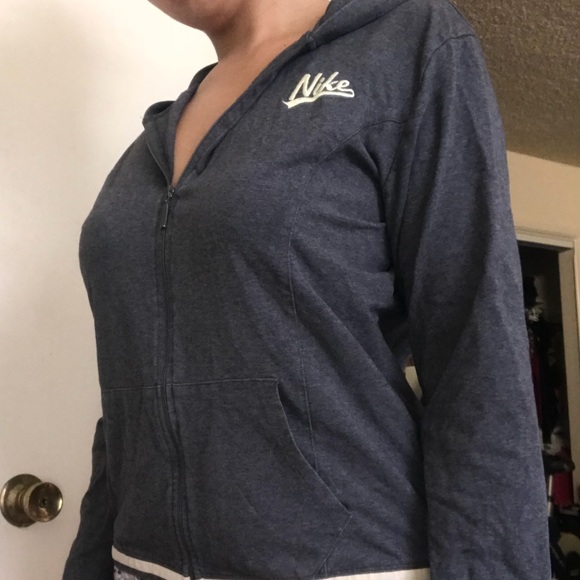 Nike Zip Up Hoodie Jacket - Picture 2 of 2